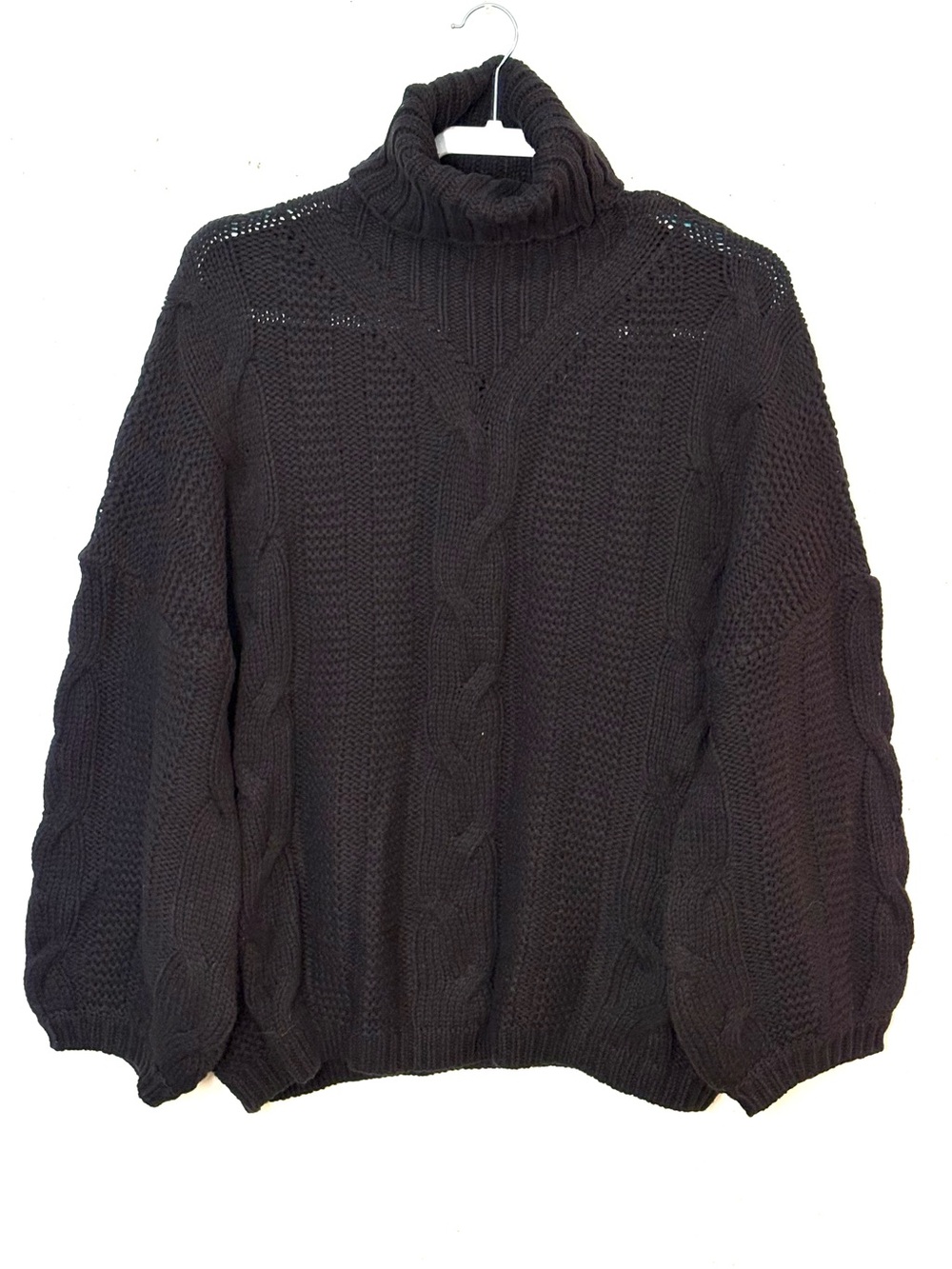 Black Cable Knit Chunky Turtleneck Sweater - Women. Size XL. NWOT.